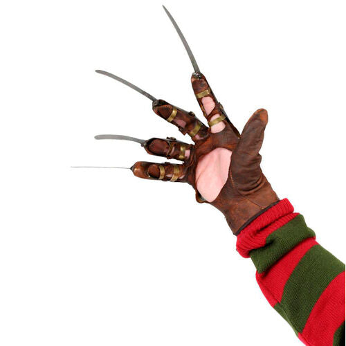 Réplica de la figura del guante de Freddy Krueger de Pesadilla en Elm Street 3 de Neca