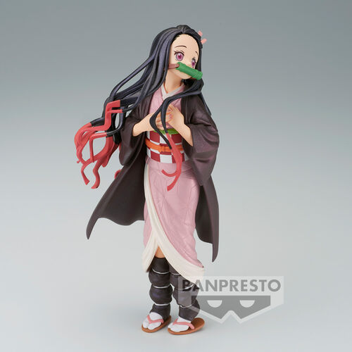 Figura Banpresto Demon Slayer Kimetsu no Yaiba Glitter & Glamours Color especial Nezuko Kamado 22cm