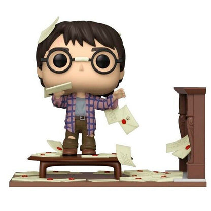 Funko POP! Movies Deluxe Harry Potter Anniversary Harry Potter with Hogwarts Letters Exclusive #136