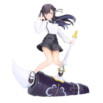 Banpresto Figura I May Be a Guild Receptionist but Ill Solo Any Boss To Clock Out on Time Alina figure 18cm